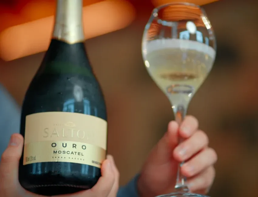 salton-ouro-moscatel